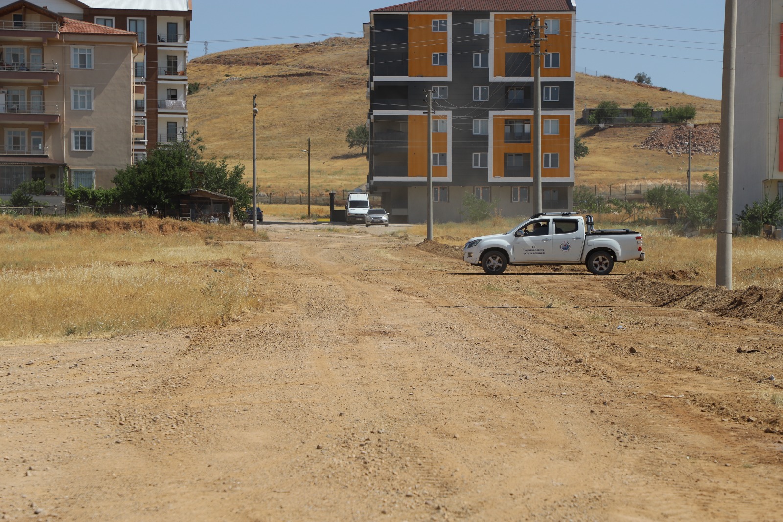 yol-calismalarimiz-devam-ediyor